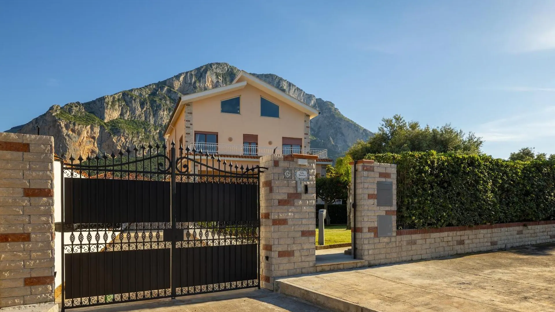 Villa Yasmine Cinisi 0*,  Italie